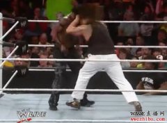 RAW第20140401期：怀特家族揍罗恩反遭塞纳攻击 WWE送葬者遭最强